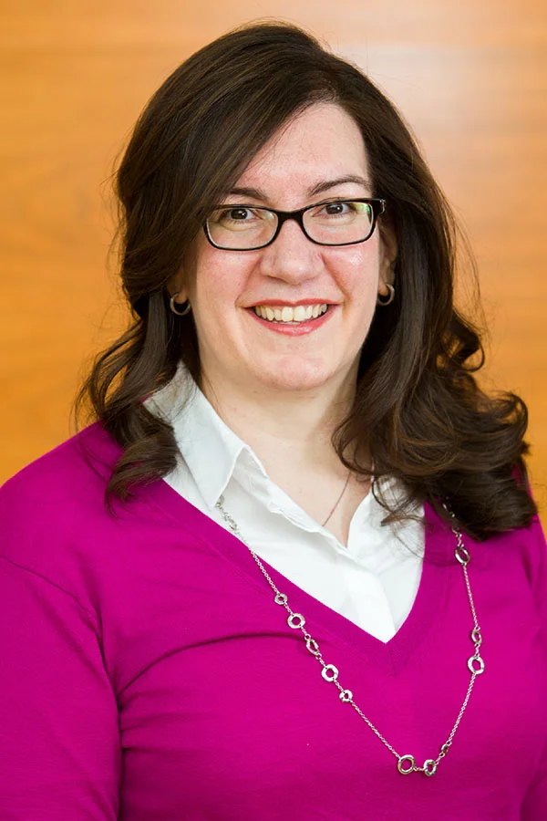 A head and shoulders Image of Isabelle Barrette-Ng